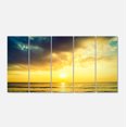 thumbnail image 2 of Ciel Jaunâtre sur Bord de Mer - Impression sur Toile, 2 of 3