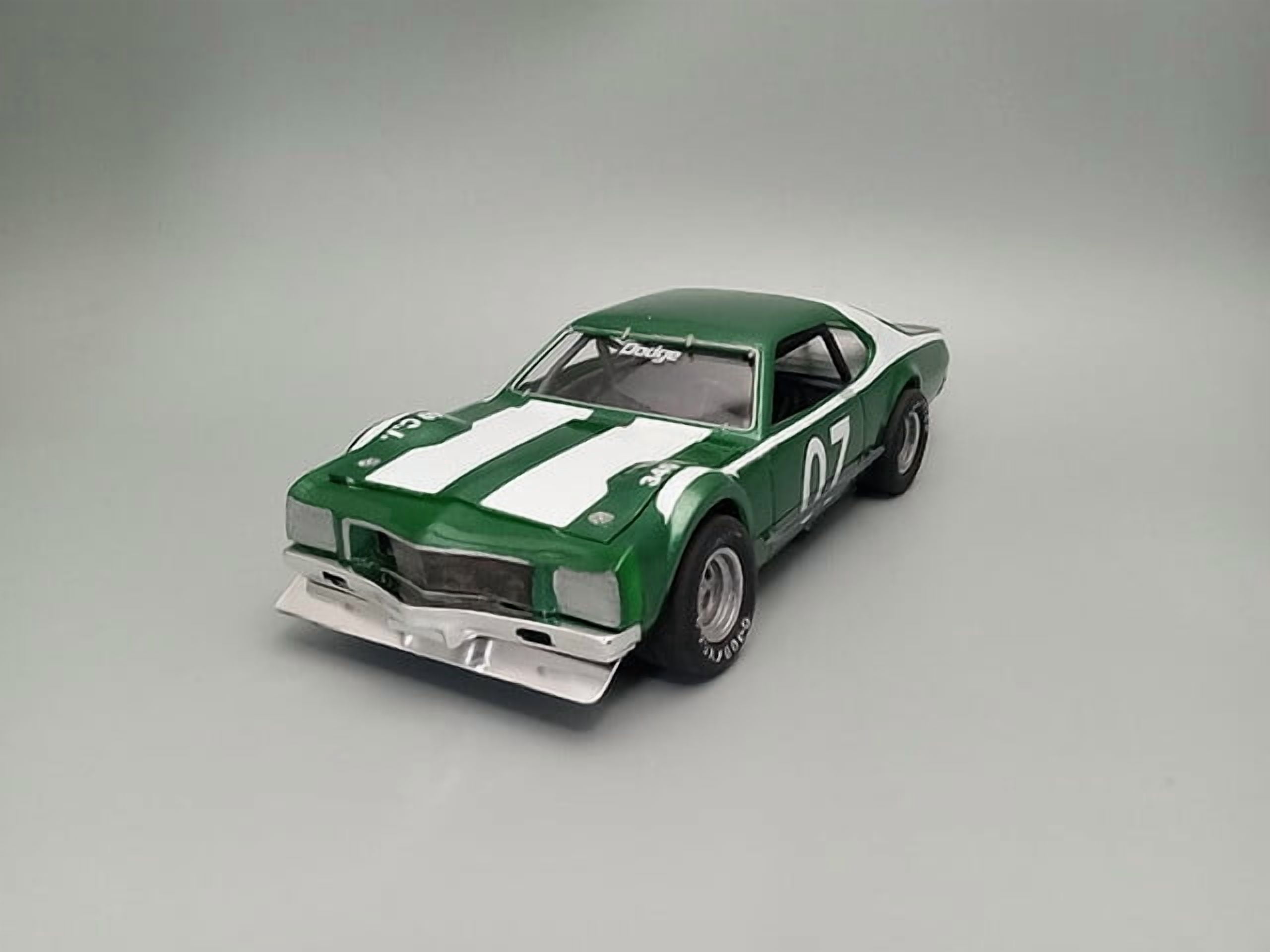 AMT Dodge Dart Sportsman Short Track Kit Car 1/25 Scale Model Kit