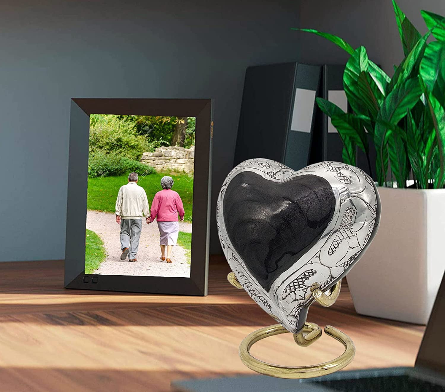 5MOONSUN5's Handcrafted Heart Urn Keepsake Cremation Urn for Human pet Ashes Engraved Urn Heart Shaped - Perfect for Adults & Infants Honor Your Loved One. Comes with Brass Stand & Premium Box
