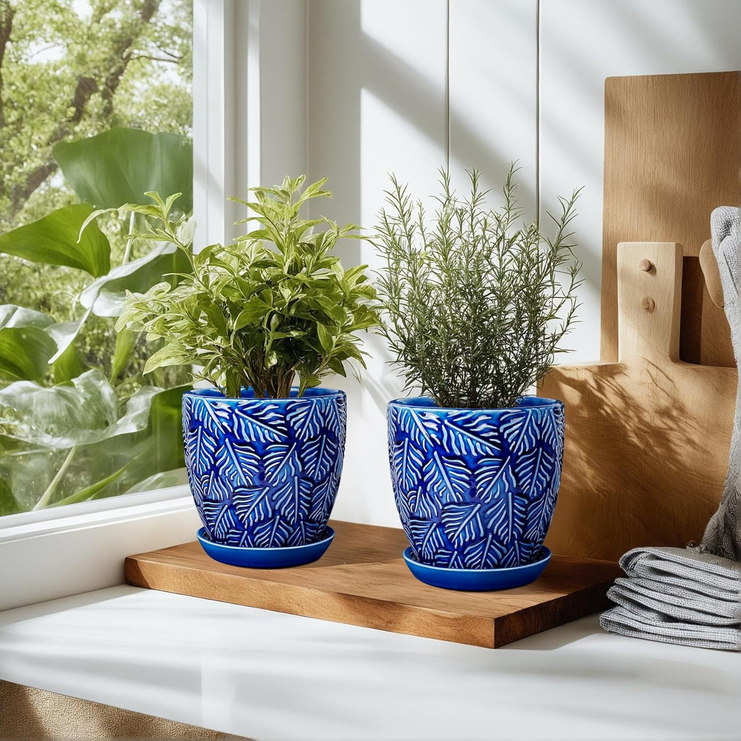 BUYMAX Ceramic Plant Pots, 6 inch Indoor Plant pots with Drainage Hole and Saucer, Flower Pots, Set of 2, Leaf Embossed - Blue Glaze
