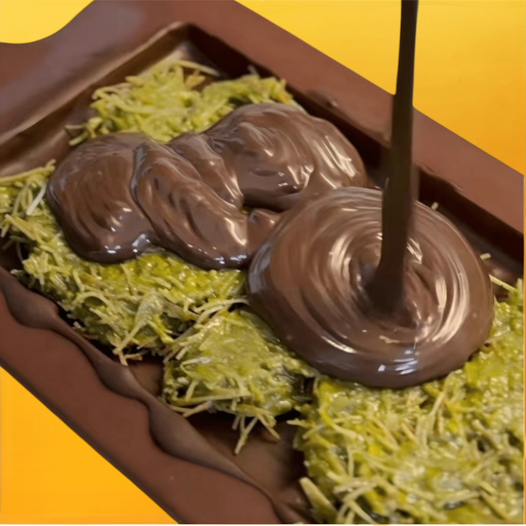 DIY Dubai Pistachio Chocolate Bar Making Kit Pistachio Butter, Knafeh/Phyllo Dough, Chocolate Incuded Complete Set (Makes 2 bars)