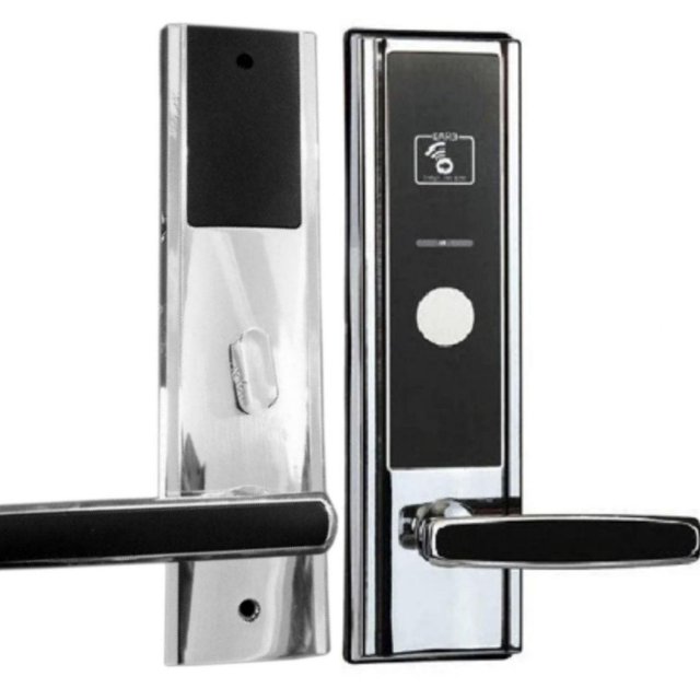 Manija Electrónica de Seguridad WirelessLock Grosor Puerta: 38 a 88mm NFC PlataPilas:4 x AA (No incluidas).