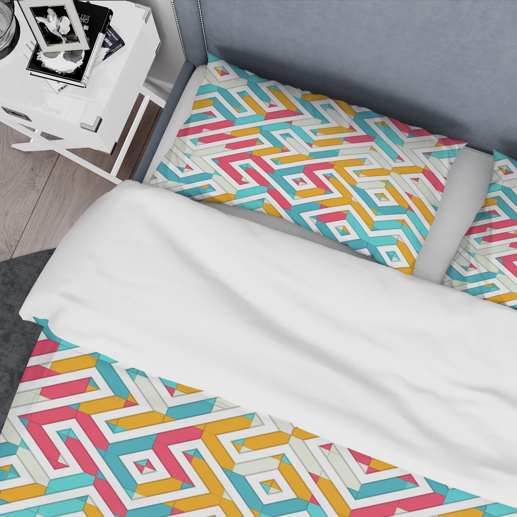 Designart 'Abstract Retro Geometry I' Mid-Century Modern Duvet Cover Set