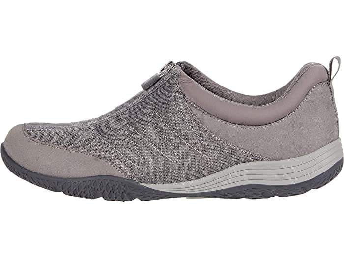 easy casual sneakers