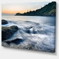 thumbnail image 2 of Vagues de Mer à Mouvement Lent sur des Rochers - Uvre d'Art Moderne sur Toile, 2 of 3