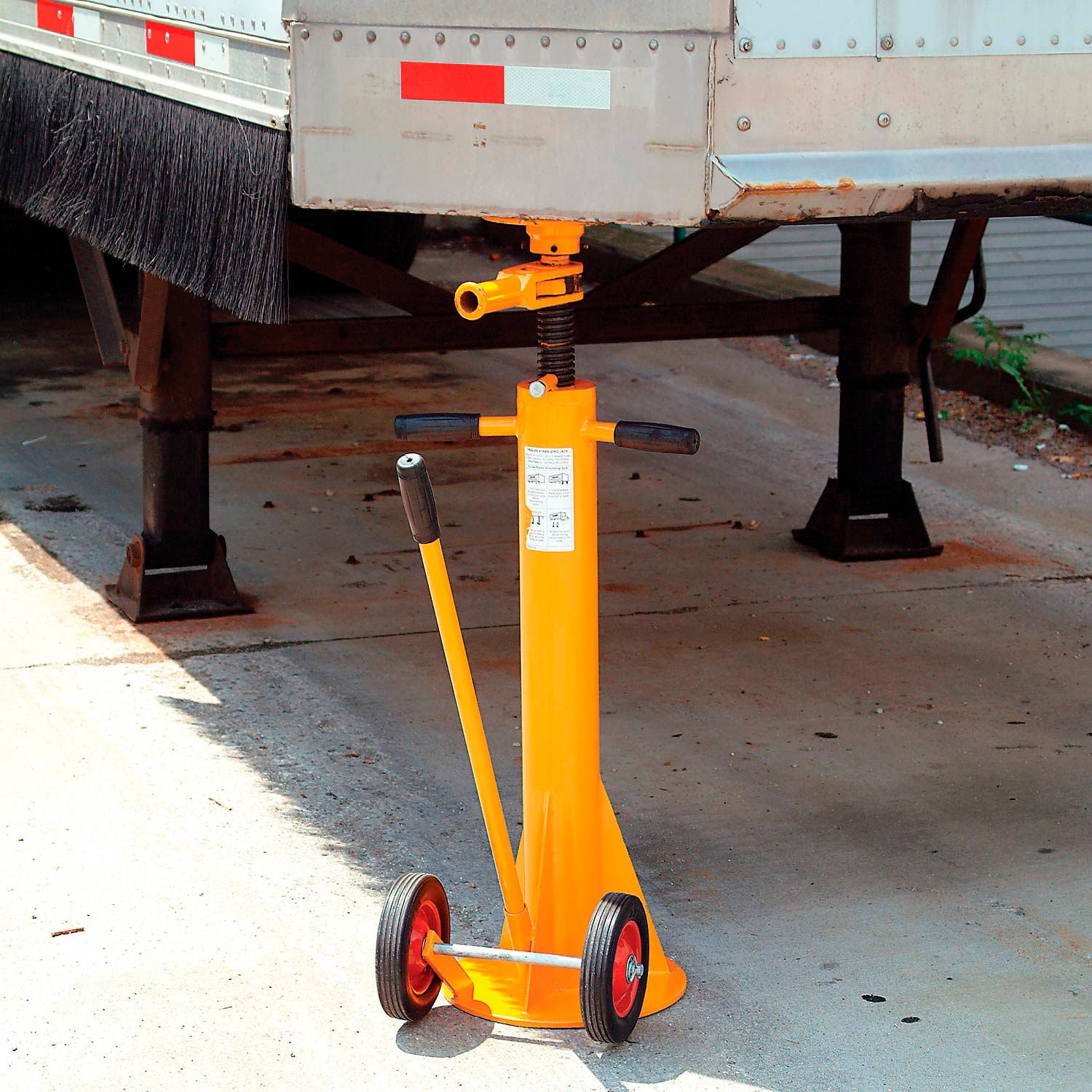 Global Industrial 132050 100000 lbs Standard Duty Trailer Stabilizing Jack Stand