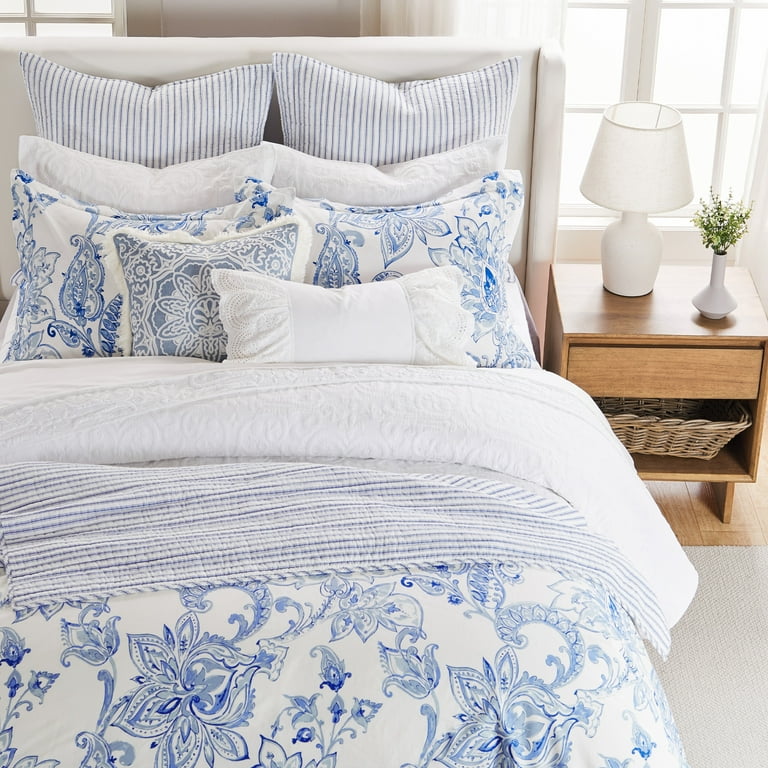 Blue and white duvet covers discount
