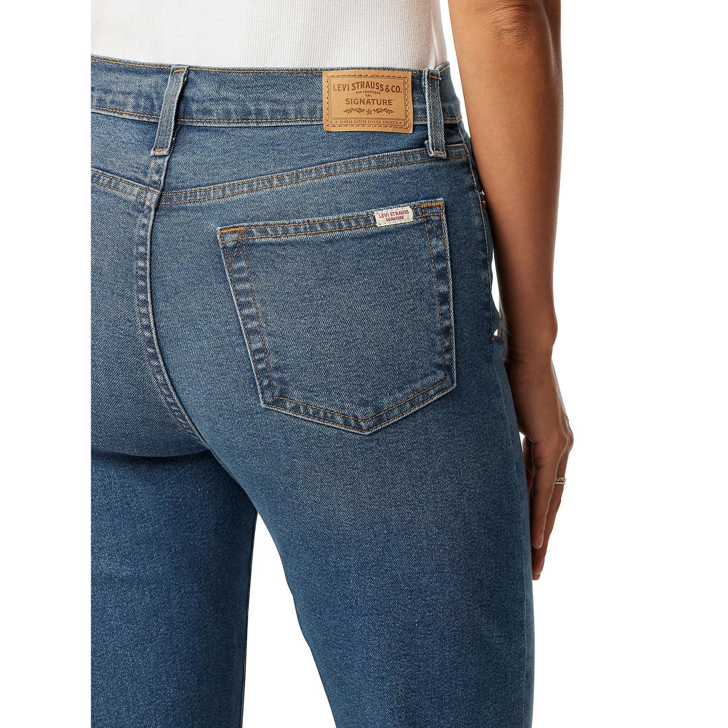 Levi Strauss SignatureMC Jean étroit original d’époque pour femme Tailles offertes : 2 – 18