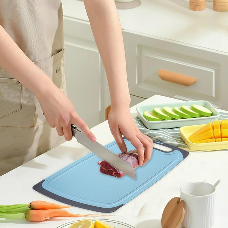 Plastic Cutting Board, Set of 3 Small to Large Cutting Board Set Dishwasher  Safe with Juice Grooves, Easy Grip Handle, Non-Slip, with Grinding Area