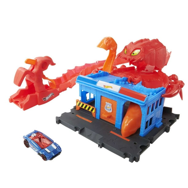 Hot Wheels City Scorpion Flex Attack Track Set for Indoors