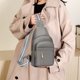 thumbnail image 5 of Bolso bandolera de piel para mujer, mochila pequeña de viaje con correa ajustable, ligero y resistente al agua para desplazamientos diarios, compras y ocio. Aestivo., 5 of 8