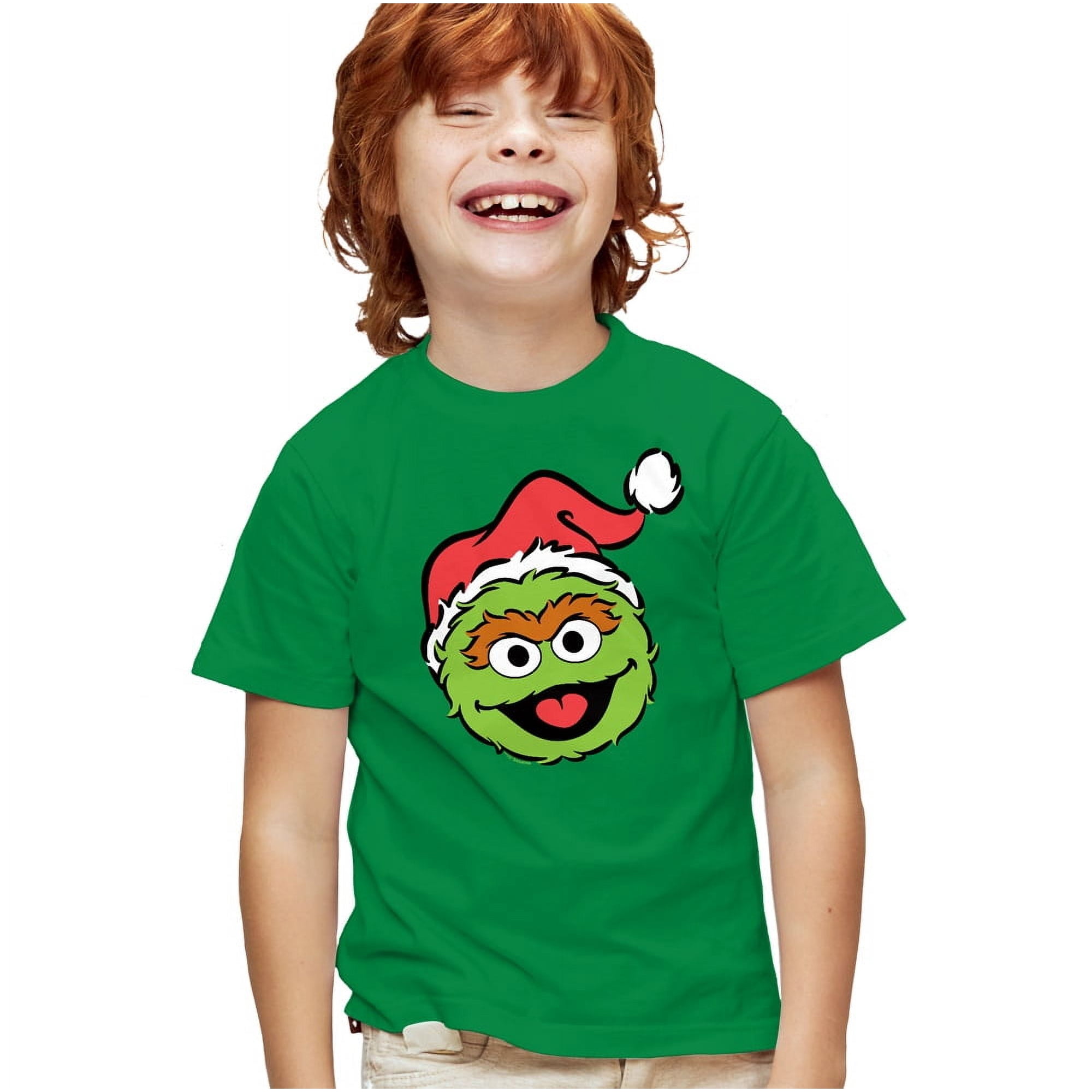 Sesame Street Christmas Santa Hat Oscar The Grouch Face Kids T Shirt for Youth Boys and Girls, Kelly Green, Medium
