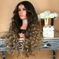 thumbnail image 4 of Perruque Bouclée Dégradée Mode Fille Marron Synthétique Naturelle Longue Perruque Cheveux Perruque de Fête Complète, Perruque pour Femmes, 4 of 5