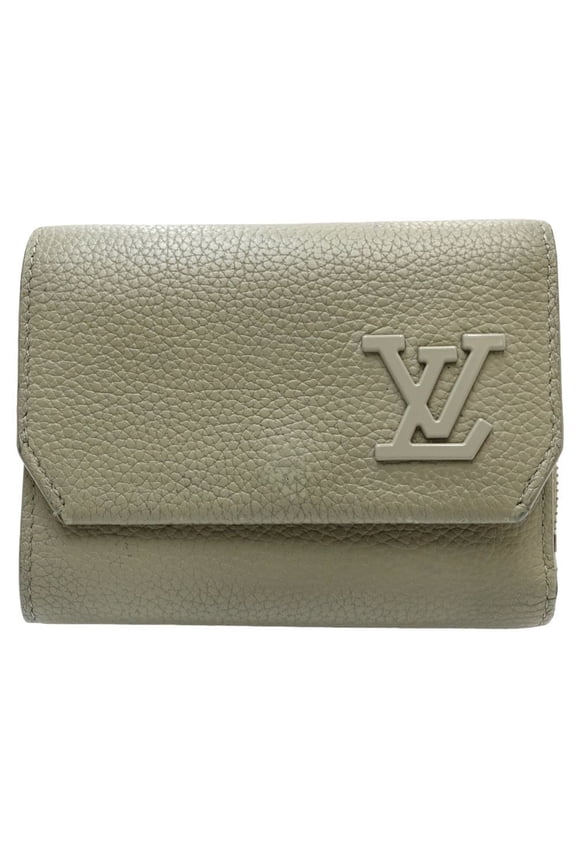 Pre-Owned LOUIS VUITTON Louis Vuitton Tri-fold Wallet M82410 Portefeuille Pilot... (Good)
