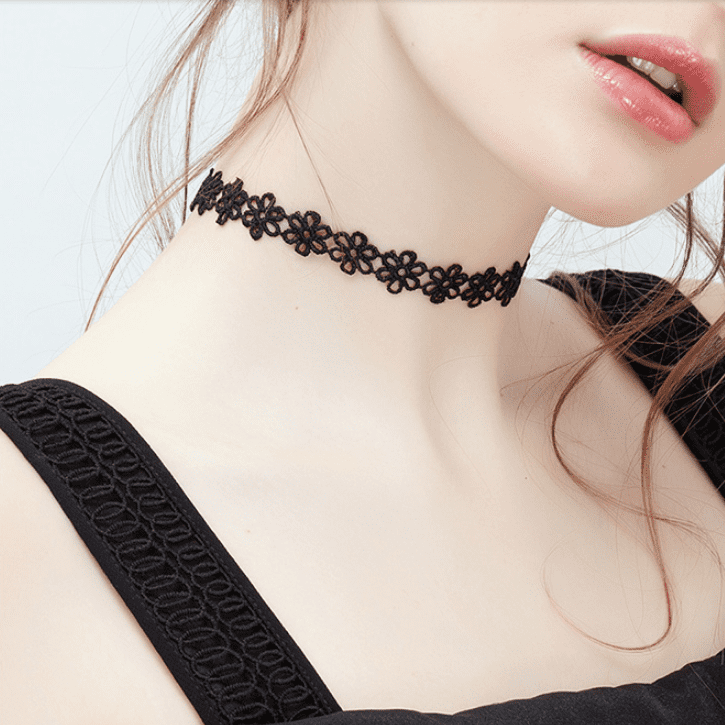 SHELLTON 13PCS Retro Black Choker Necklace Elegant Women Velvet Henna  Tattoo Choker for Teen Girls 