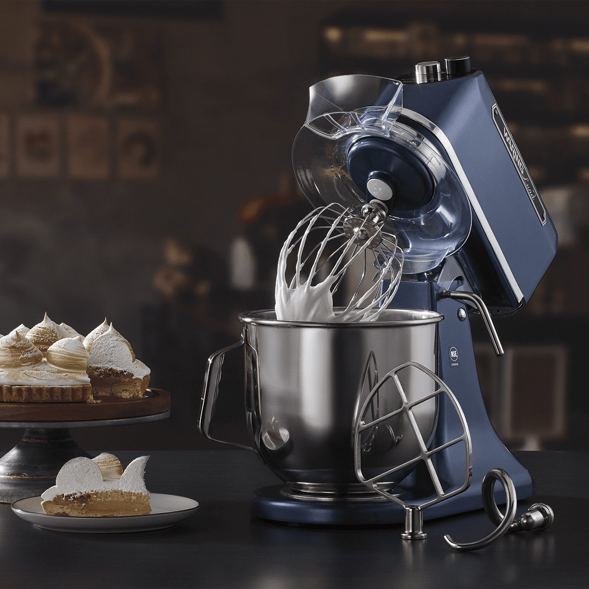 Waring 11 Speed 7 Qt. Stand Mixer
