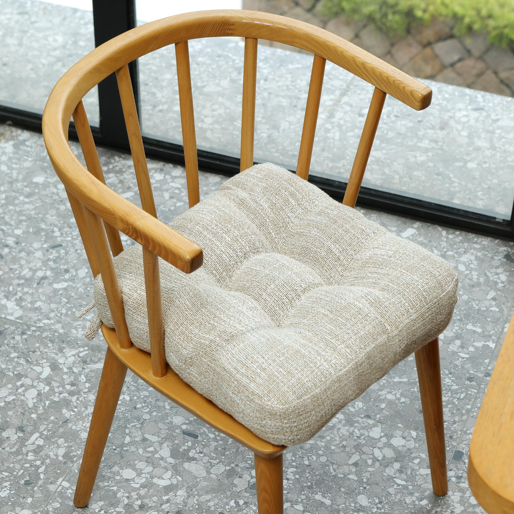 Chair Cushions for Dining Chairs Set of 2, 16.5" x 16.5" Tufted Memory Foam Seat Cushions, 3.5" Thick Olefin Fabric Kitchen Chair Pads with Ties & Non-Slip Backing, Light Brown