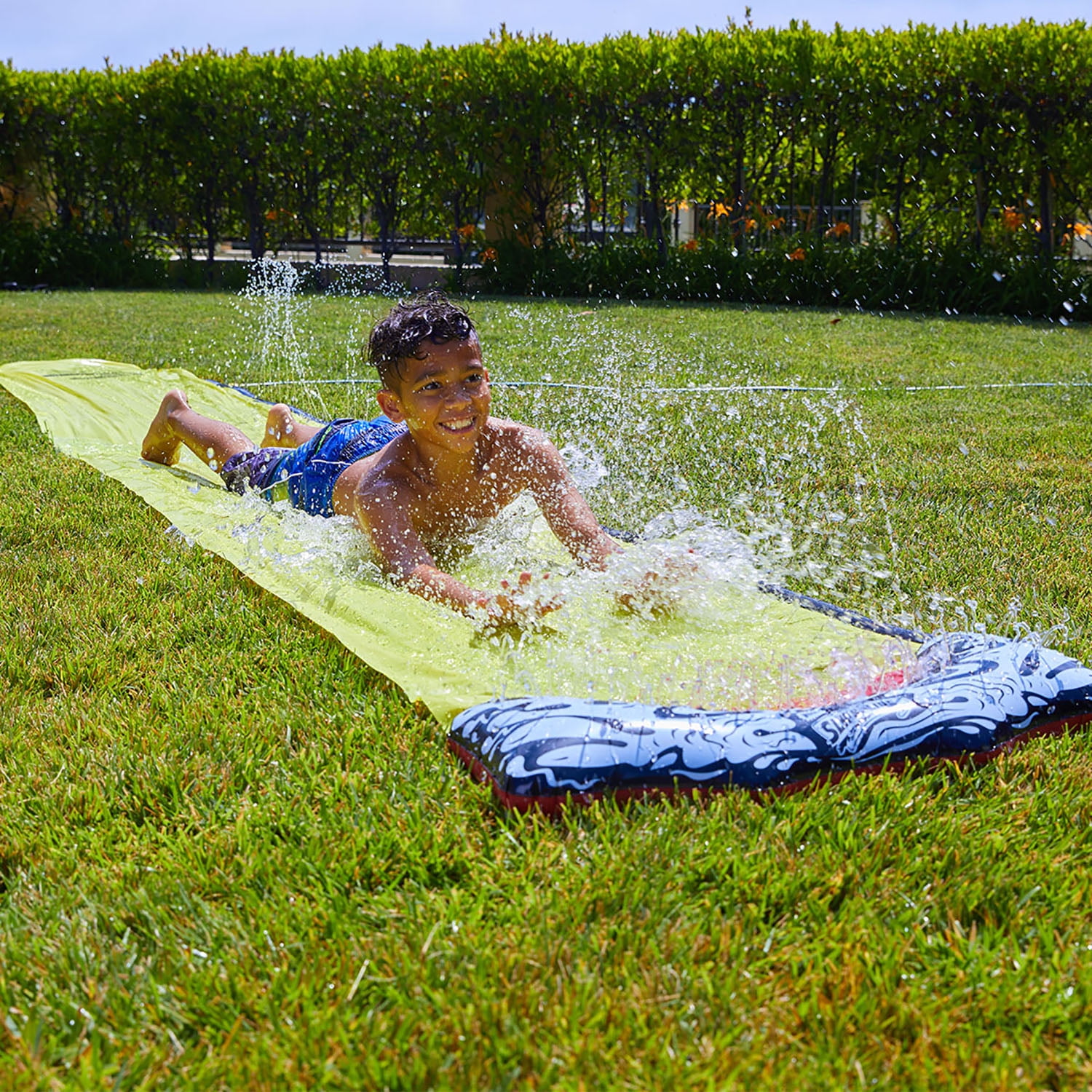 Slip And Slide (skluzavky jsou, děti dospělé, starší děti, starší děti dospělé) Slip And Slide
