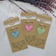 thumbnail image 4 of Ficha decorativa en forma de corazón, tarjeta de abrazo de bolsillo, regalo social a distancia, recuerdo resistente. D, 4 of 6