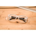 thumbnail image 2 of Gafas de seguridad Magid Gemstone Y50, antivaho, marco blanco, 2 of 4