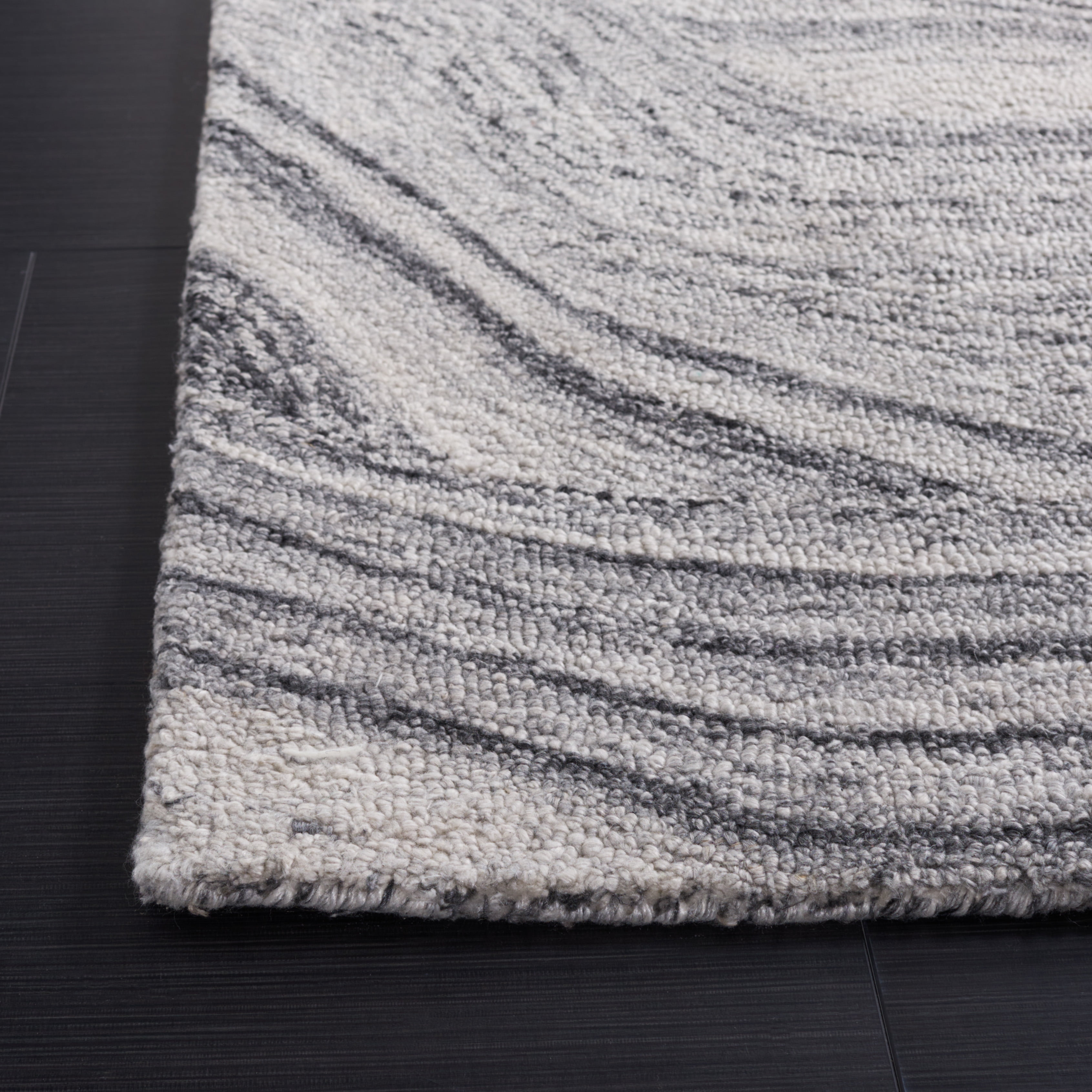 SAFAVIEH Abstract Kebo Distrssed Area Rug, Dark Grey/Black, 5' x 8'