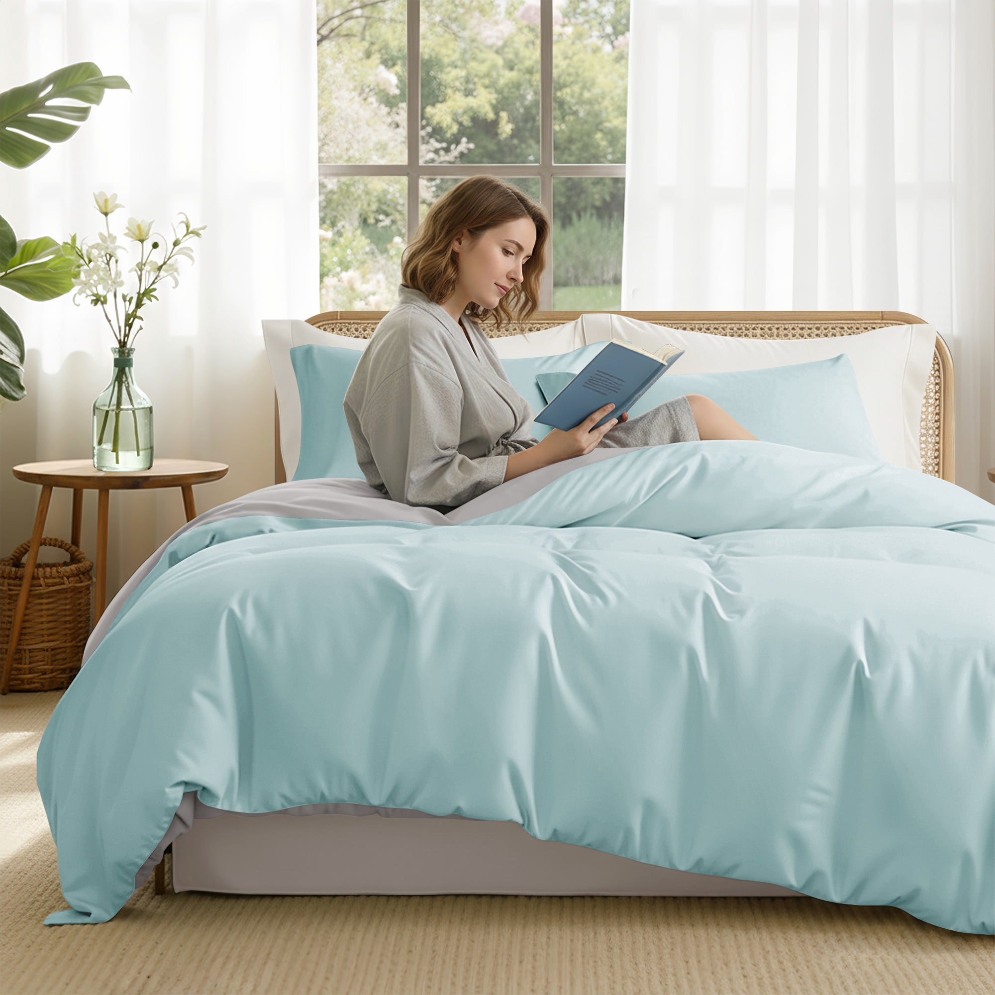 Exclusivo Mezcla Twin Bedding Duvet Cover Set, 2 Pieces Lightweight Comforter Cover with Pillow Sham (Light Green and Light Grey)
