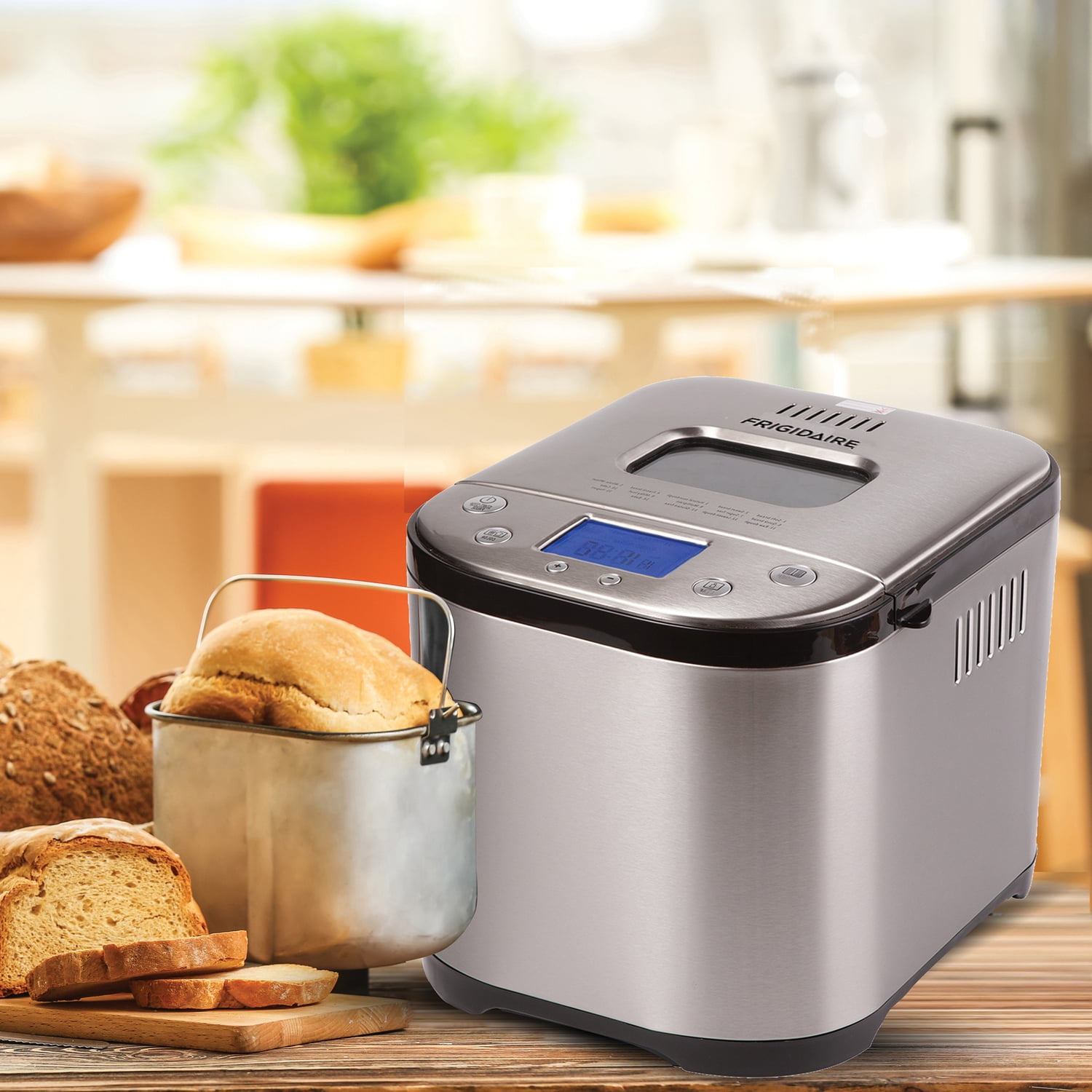 Frigidaire Stainless Steel Digital Bread Maker (Assorted Colors) – Openbax