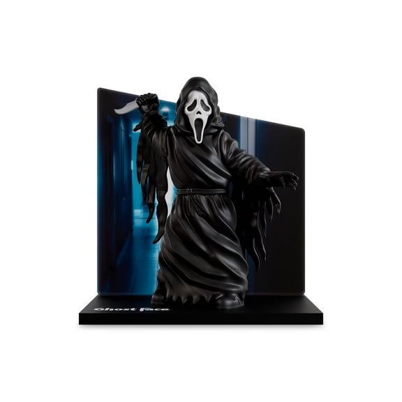 Ghost Face 4.5 Inch Vinyl Figure with Hallway Acrylic Backdrop
