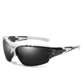 thumbnail image 1 of Gafas de seguridad, lentes de gafas de sol polarizadas, protección ocular contra impactos y UV U6, clasificación de seguridad según ANSI Z87+, estuche rígido Xemadio LRWJ481-1, 1 of 7