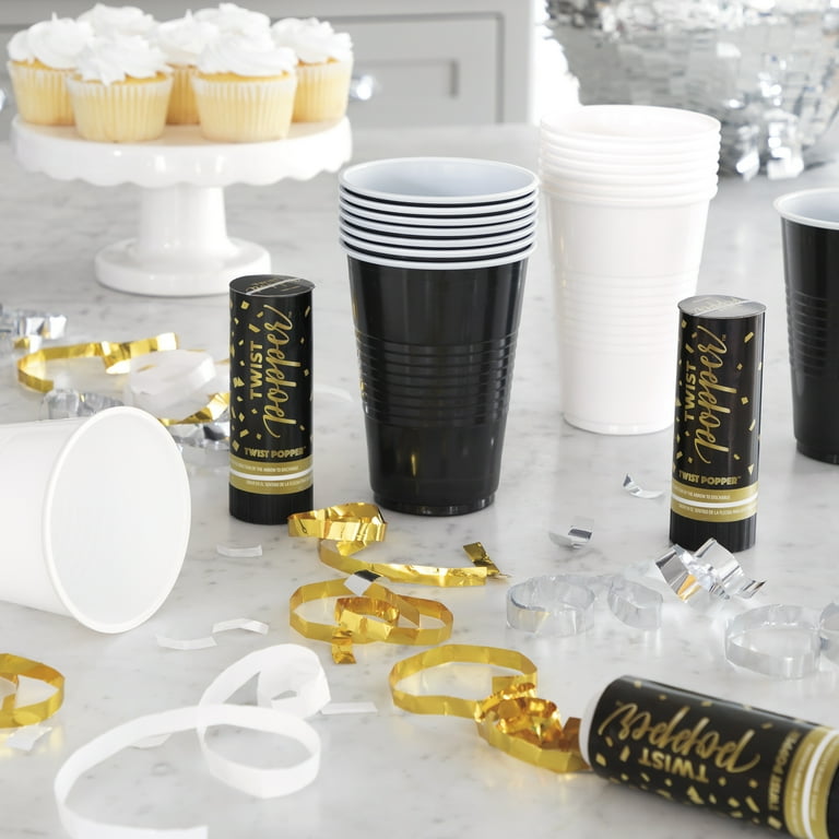 Way To Celebrate Plastic Disposable Party Cups 16 oz Midnight Black 18  Pieces - Walmart.com