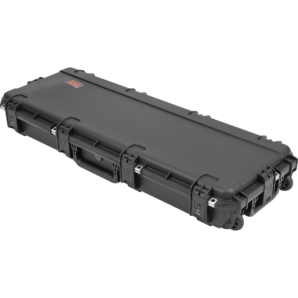 SKB iSeries Waterproof Strat and Tele Guitar Injection Molded Mil-Standard Waterproof Flight Case with Quiet-Glide Wheels