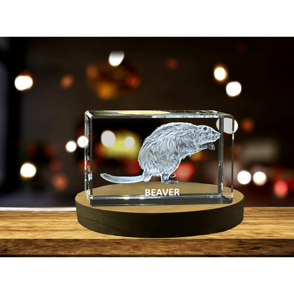 Unique 3D Engraved Crystal with Beaver Design - Perfect Gift for Animal Lovers