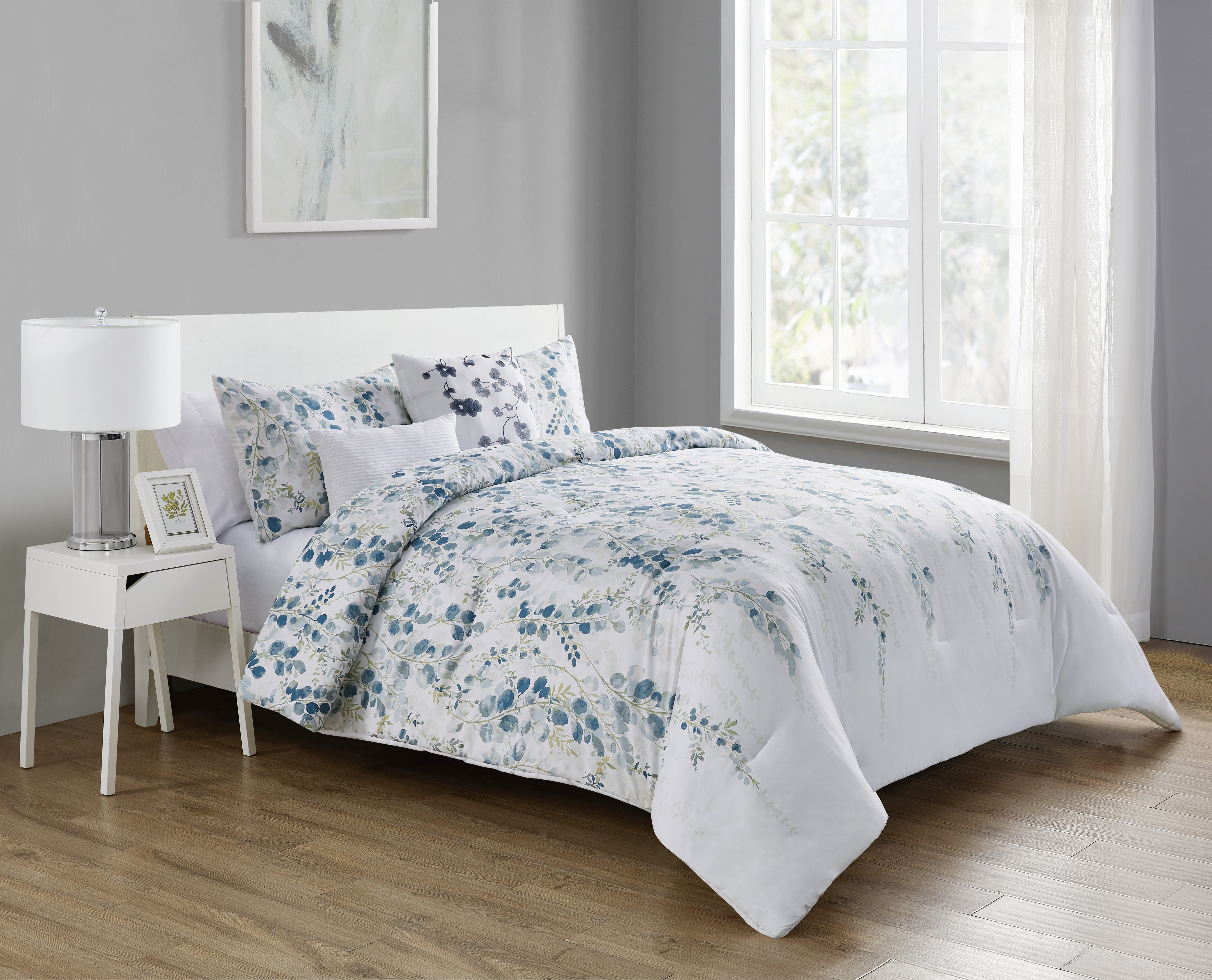 Vcny Home Hailey Blue And White Floral Comforter Set Full Queen Blue White Walmart Com Walmart Com