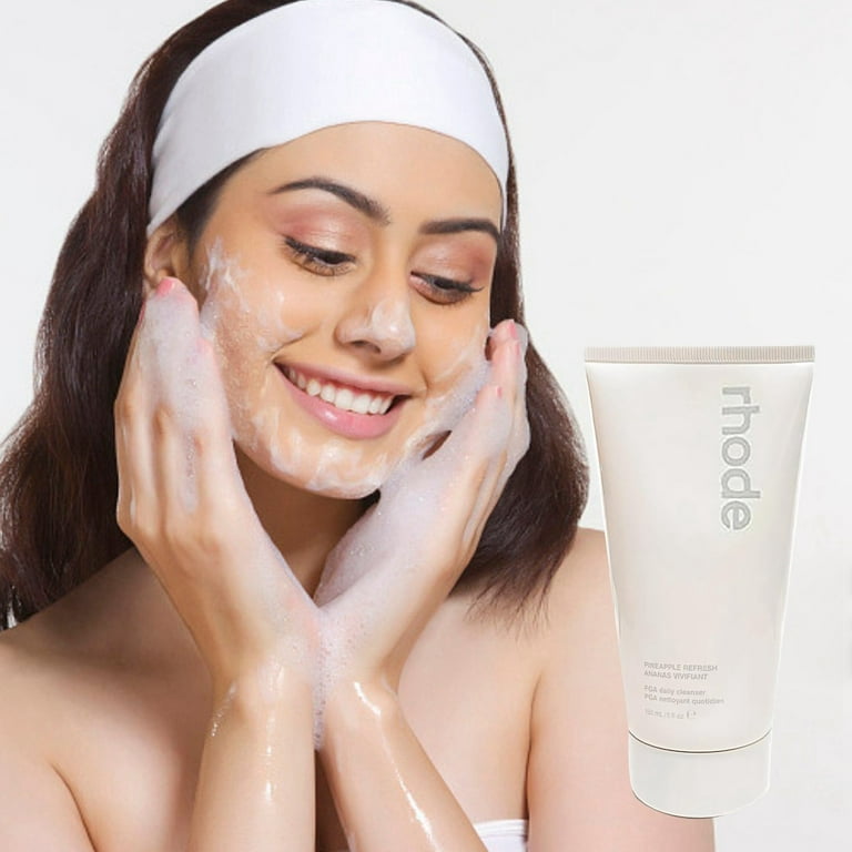 Rhode by Hailey Bieber pineapple refresh THE DAILY CLEANSER