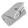 thumbnail image 1 of Toalla de golf Uxcell de microfibra con patrón de waffle con clip de bloqueo - [Gris claro - 23.6 IN] Toalla para palos de golf, 1 of 6