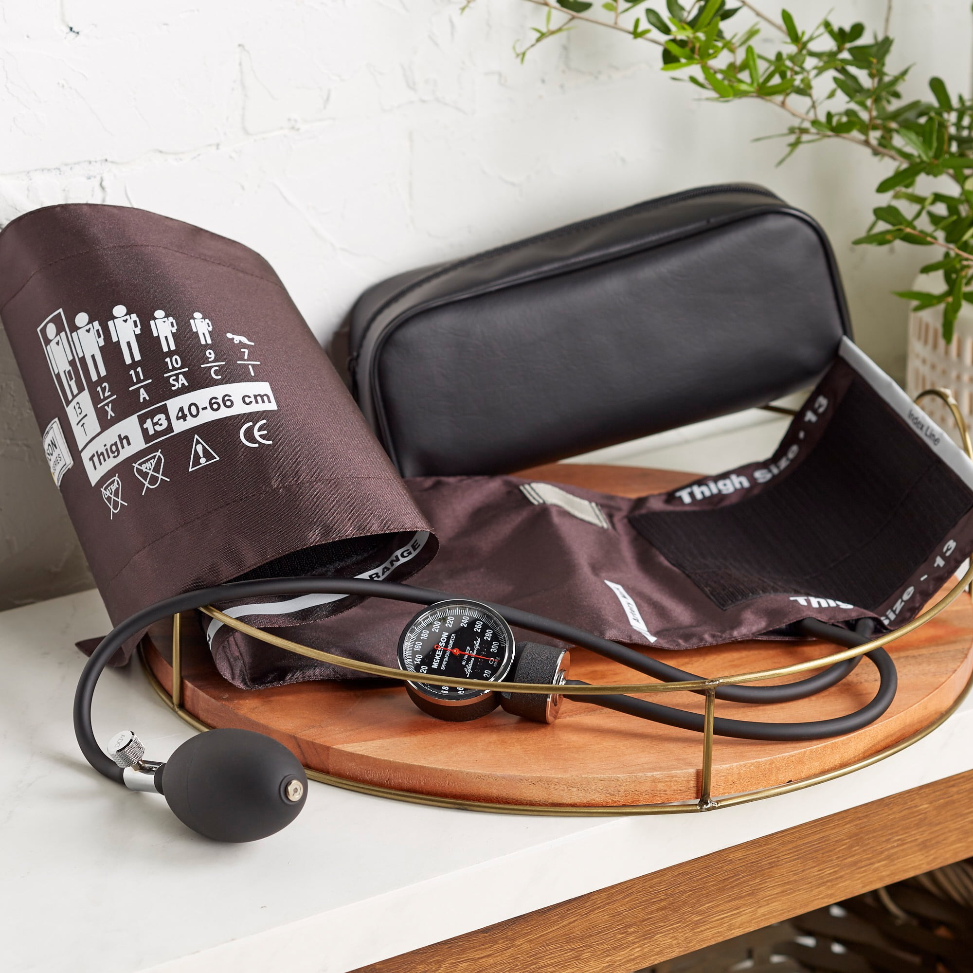 McKesson Lumeon Blood Pressure Monitor - Aneroid Sphygmomanometer - Thigh Cuff, 1 Ct
