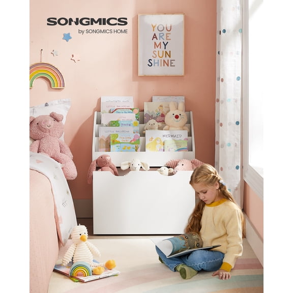 SONGMICS Bibliothèque pour Enfants et Organisateur de Jouets, Coffre de Rangement pour Jouets et Bibliothèque avec 3 Étagères, Boîte de Rangement avec Roues, Polyvalente, pour Chambre d'Enfant et Salle de Jeux, Blanc Nuage