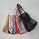 thumbnail image 4 of Bolso de hombro de malla de gran capacidad, ligero, plegable, de nailon, para playa, de viaje, para compras, portátil, 4 of 6