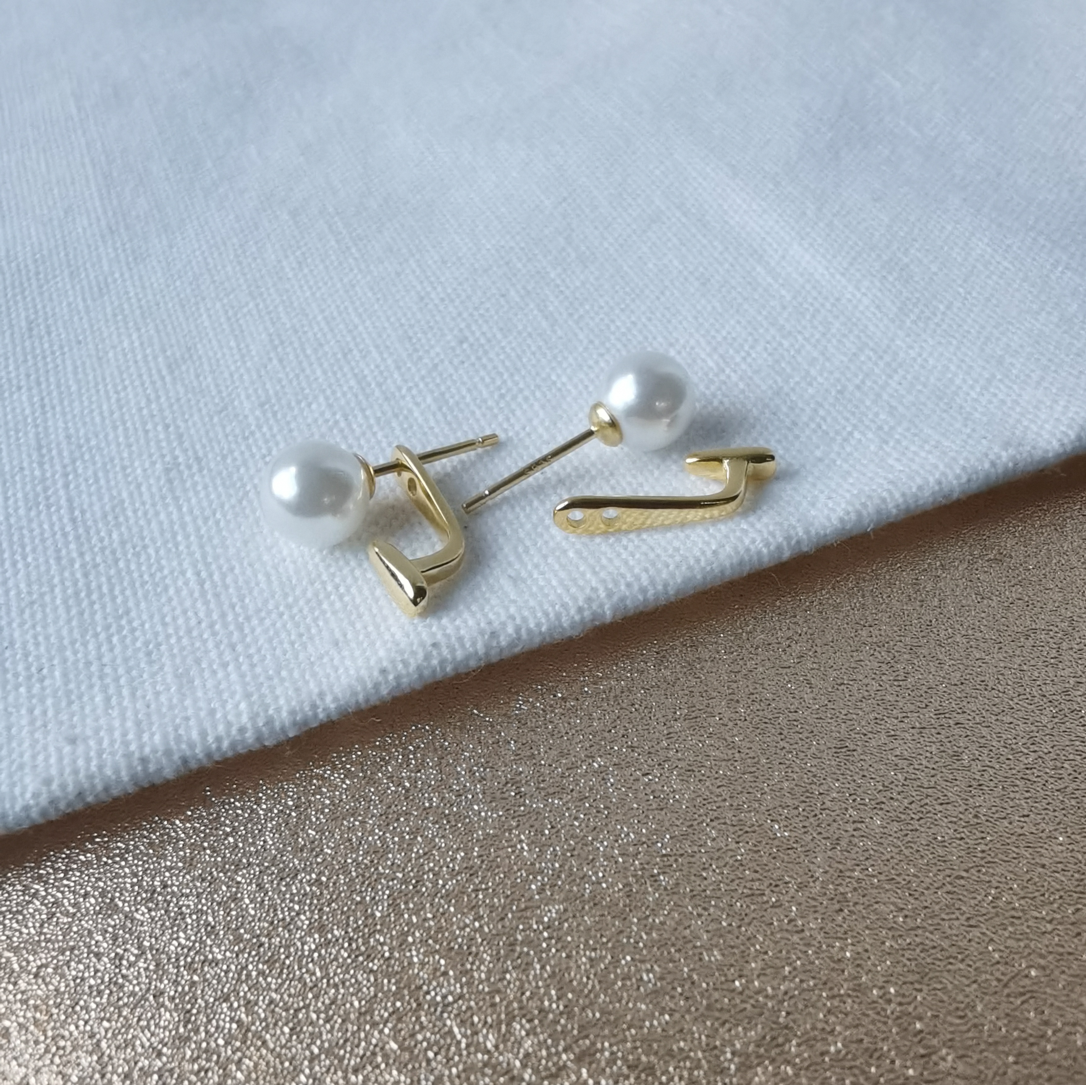 Dainty Pearl Stud Earrings, Gold, Silver, Freshwater Pearl Earrings, Front Back Earrings, Minimalist Pearl Earrings, Bridal Wedding Earrings, Bridesmaid Gift