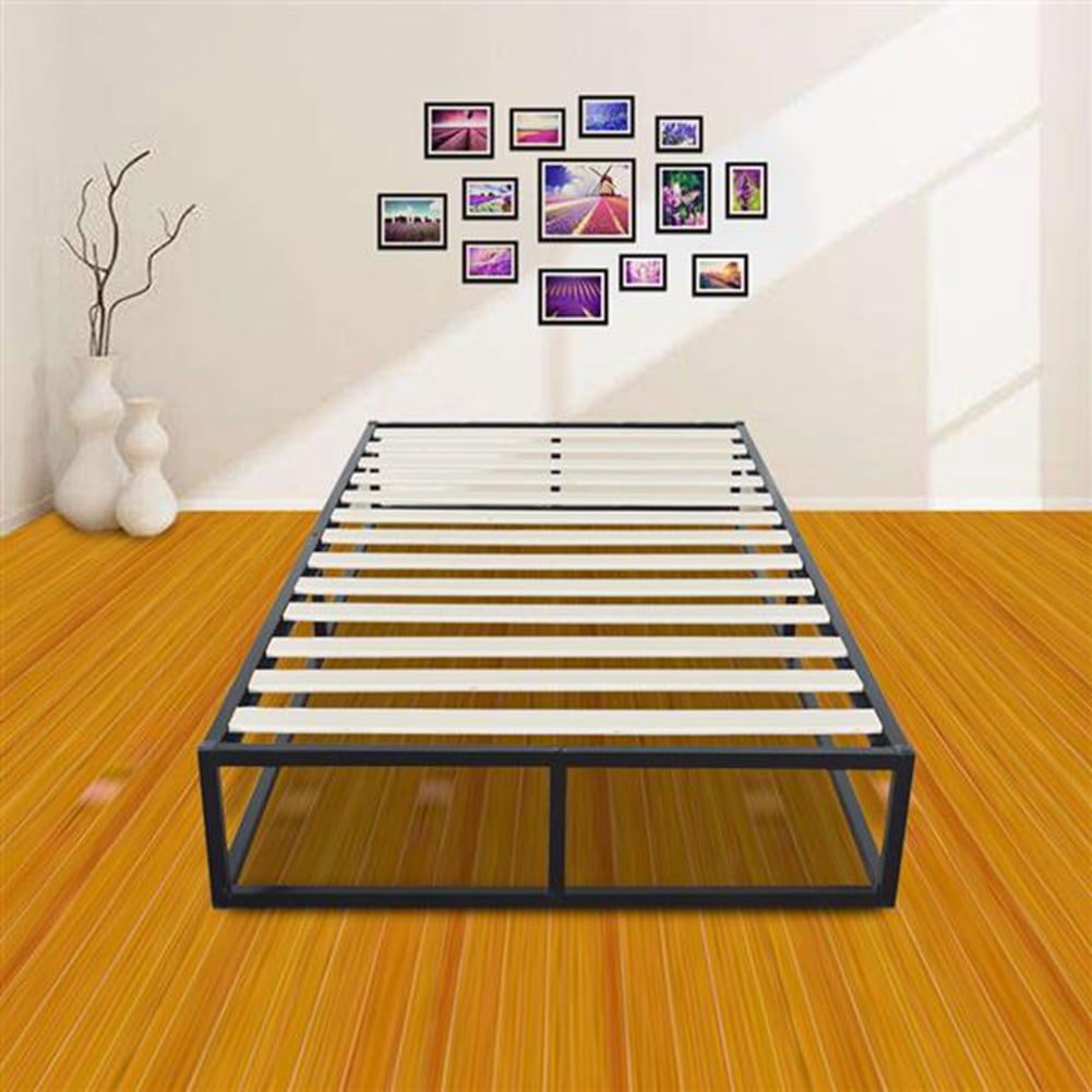 LYUMO Simple Basic Iron Bed Twin Size Black Iron & Wood Slat Bed with