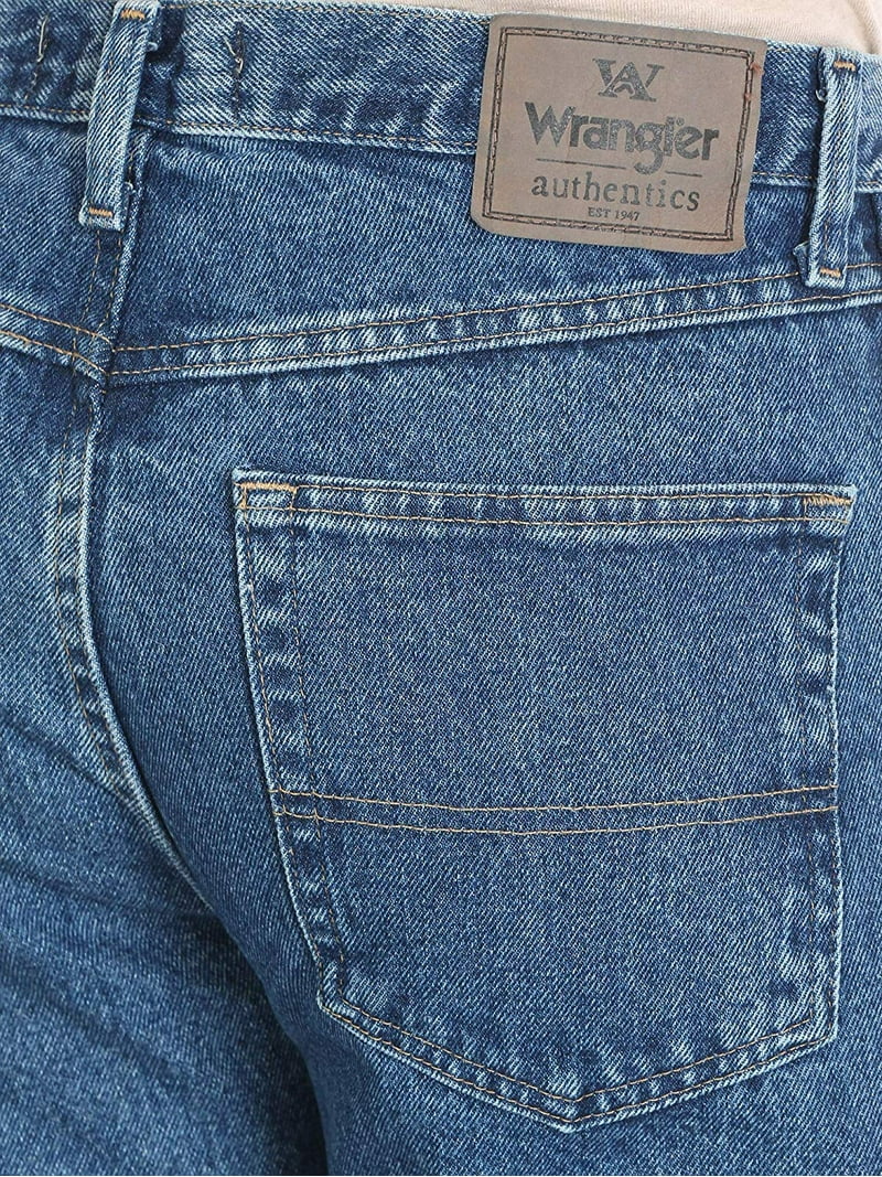 Wrangler Men's Classic 5-Pocket Regular Fit Cotton Jean