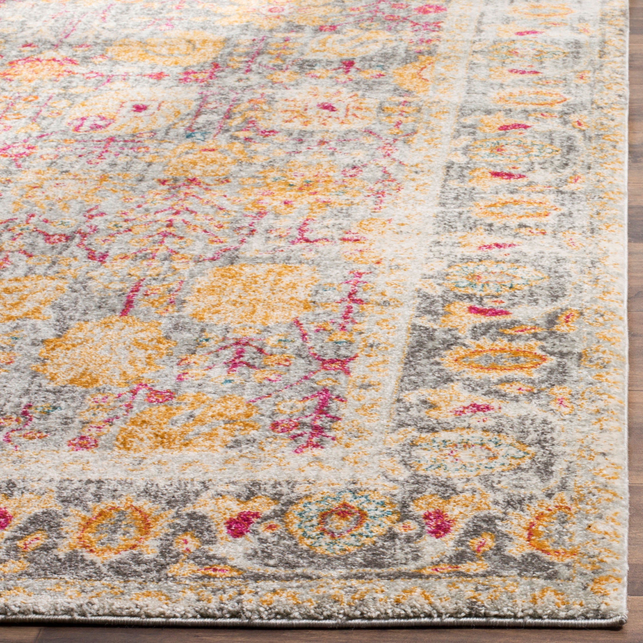 Safavieh Granada Blair Oriental Area Rug, Light Gray/Multi, 4' x 6'