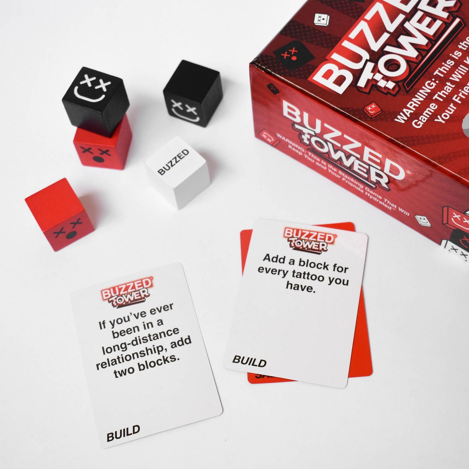 De What Do You Meme?®, l'Empilement de Blocs, le Renversement de la Tour, le Jeu à Boire : la Tour Bourdonnante