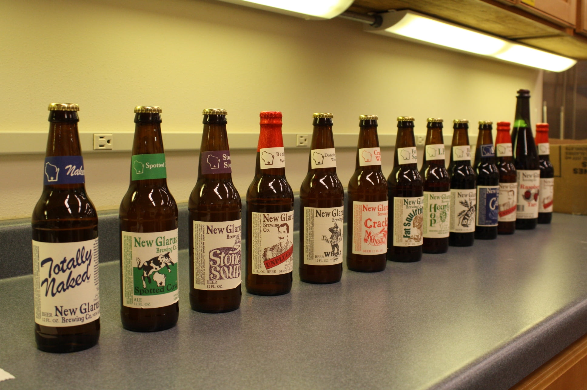 New Glarus Spotted Cow 24 Fl Oz 12 Bottles Walmart Com Walmart Com