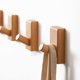 thumbnail image 1 of Ganchos de pared de madera para colgar, paquete de 4 ganchos para uso general, ganchos para abrigos montados en la pared, ganchos para batas y toallas para baño, ganchos para sombreros hecho, 1 of 5