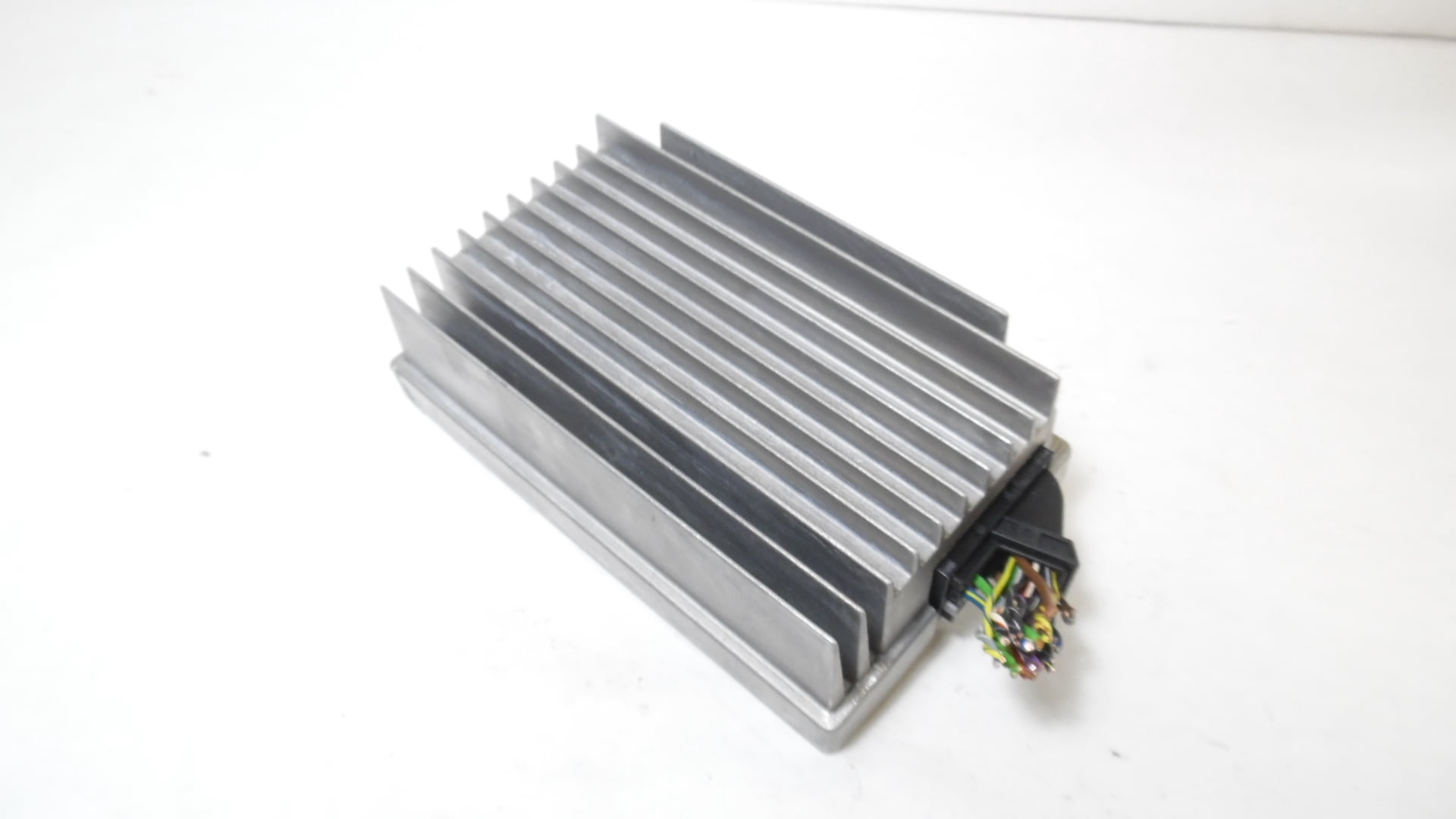 Pre-Owned 2015 2016 2017 BMW X3 Audio Amplifier Amp HiFi System OEM - Verify Specific Vehicle Fitment In Description - (Good)