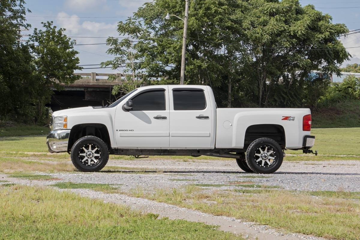 Rough Country 3" Lift Kit fits 01-10 Chevy Silverado / Suburban