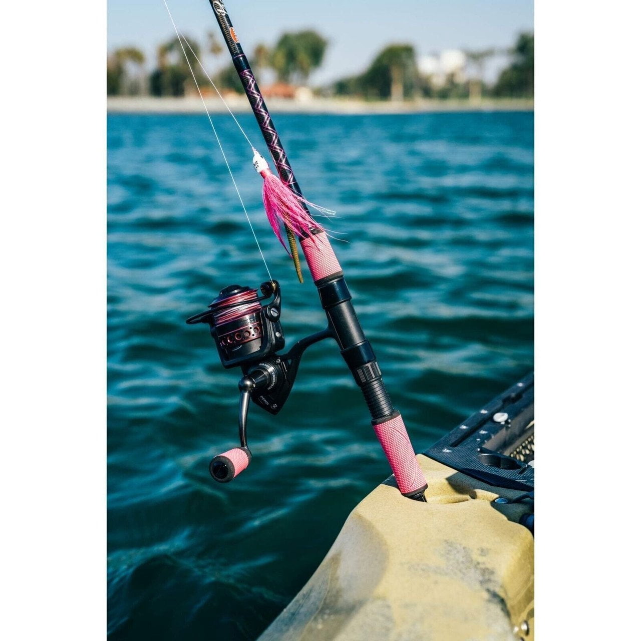 Berkley Gulp! Saltwater Fat Hollow Sandworm Soft Bait