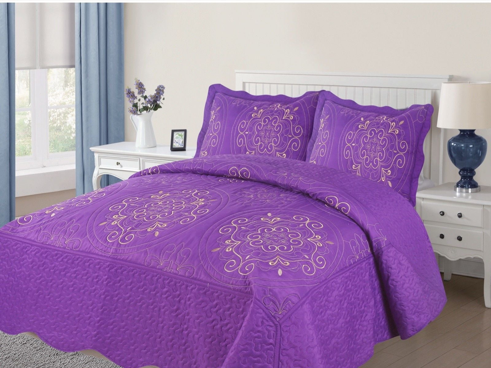Empire Home Diana 3PC Quilted/Embroidered Oversized Medallion Bedspread