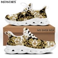 thumbnail image 1 of Zapatillas de deporte informales de malla barroca dorada para mujer, zapatos de plataforma transpirables con diseño floral europeo de lujo, ligeros y planos de viaje., 1 of 6